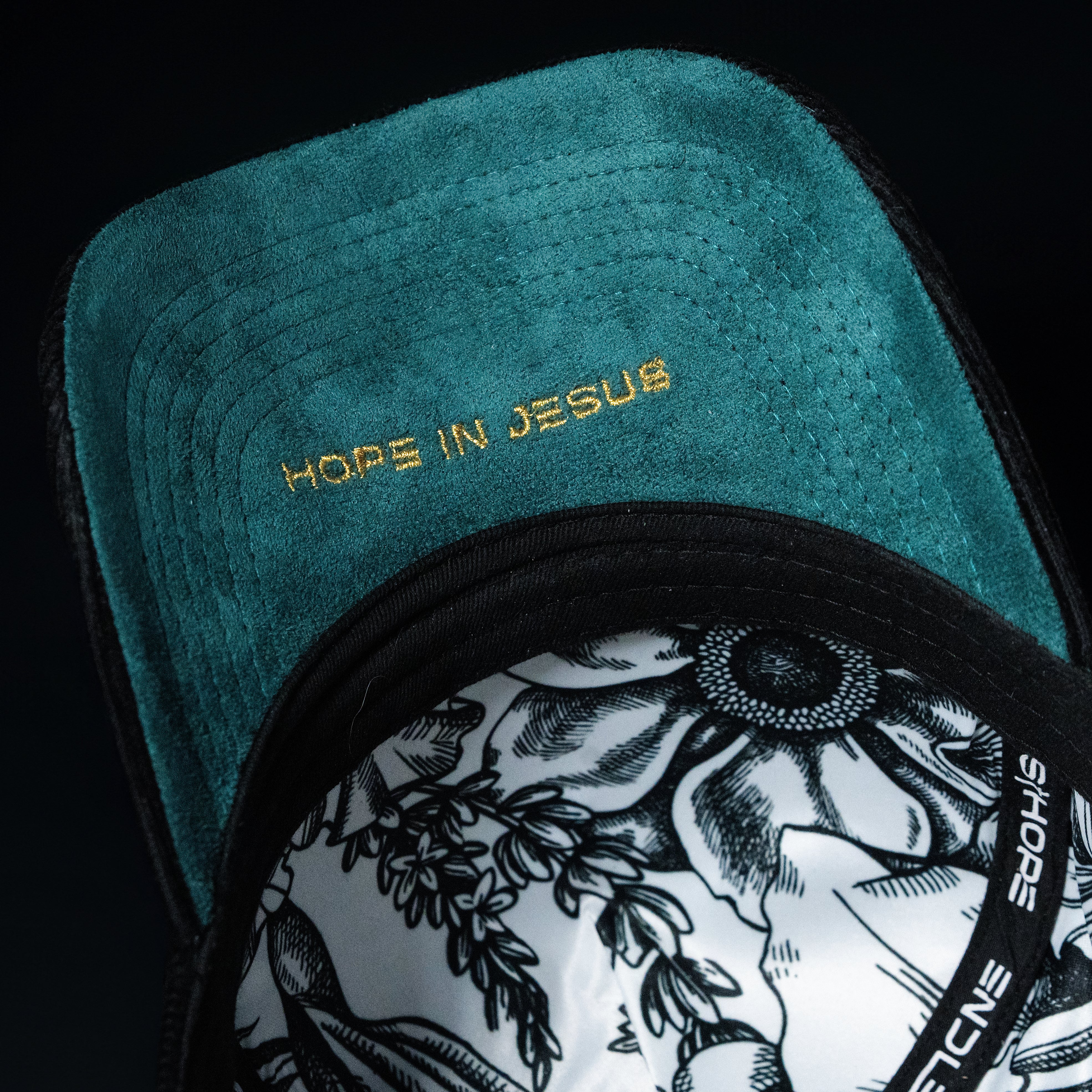 Black & White All Corduroy Hope Hat